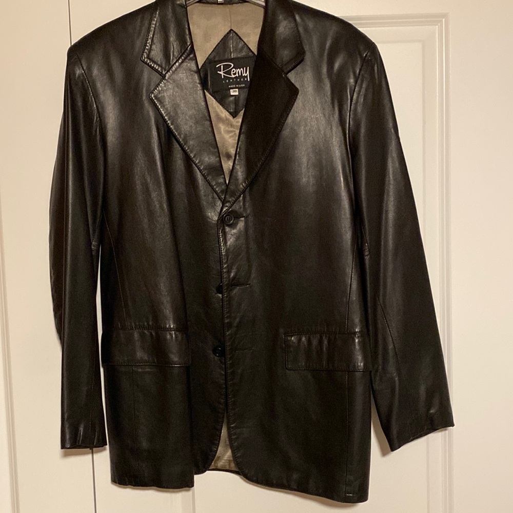 Remy lamb skin Leather 3 button Blazer sz 38,